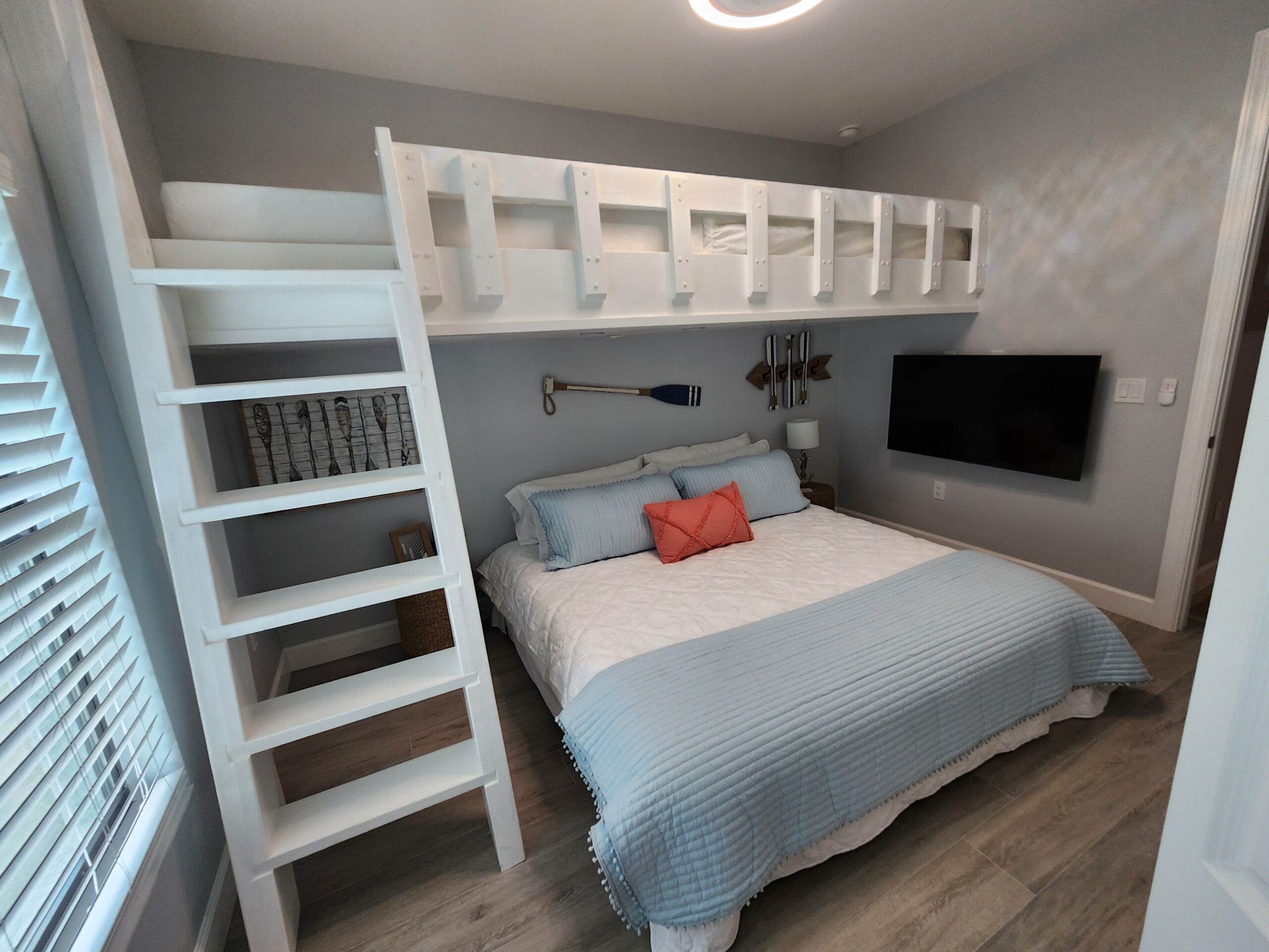 Punta Gorda Bunk Bed Installation: Custom Framing and Finishing for a 2nd Bedroom